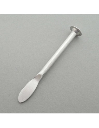 Outil pipe 2 fonctions : nettoyer et tasser