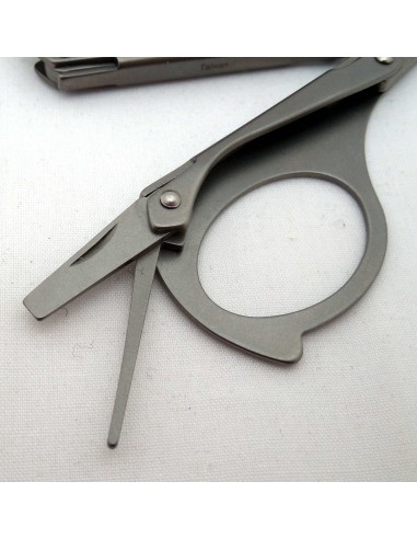 Ciseaux coupe cigare pliants XIKAR